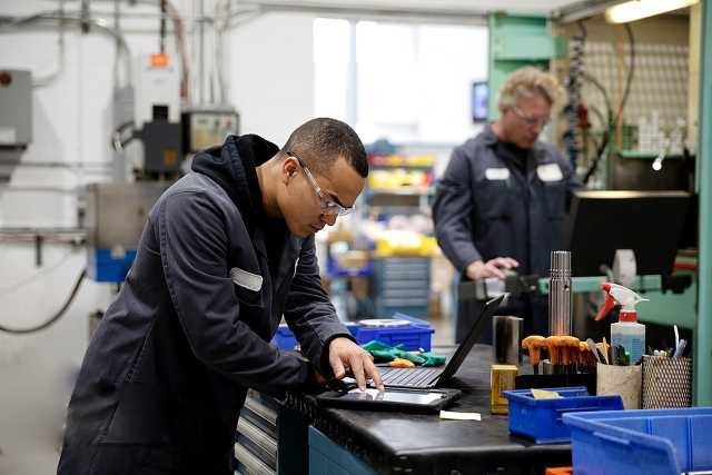 Progressive stamping die inspection and acceptance