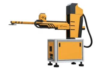 What Are the Main Functions of the Swing Arm Robot in Injection Molding?